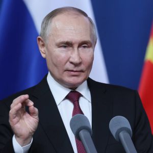 Владимир Путин заявил о совместной работе ученых РФ и КНР над снижением углеродных выбросов