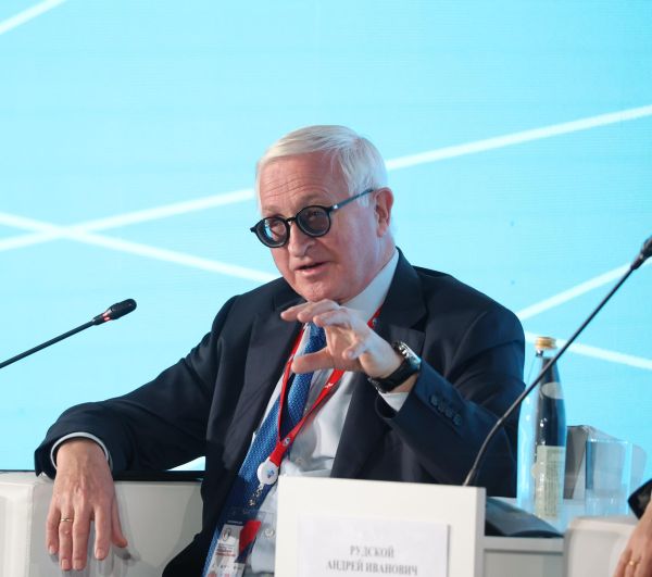 Александр Шохин: импортное оборудование нужно заменить на 40% предприятий России