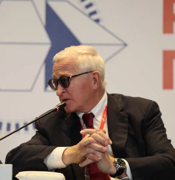 Форум «Национальная система квалификаций России»: как сформировать кадровый суверенитет РФ