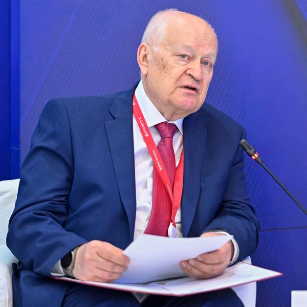 Вице-президент РСПП выступил модератором сессии в рамах ПМЭФ «Здоровье работающих. Новые векторы и решения»