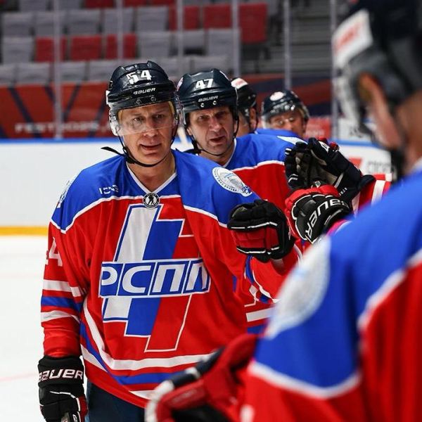 Команда РСПП заняла восьмое место в финале XIV сезона Ночной хоккейной лиги