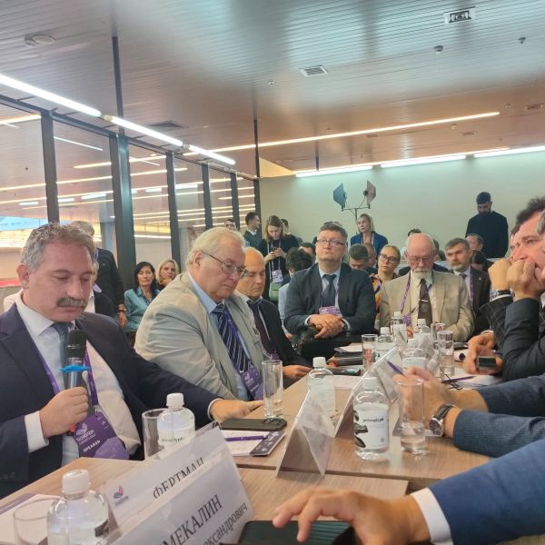 На Форуме Технопром 2025 РСПП инициировал обсуждение проблем и перспектив инвестиций бизнеса в науку