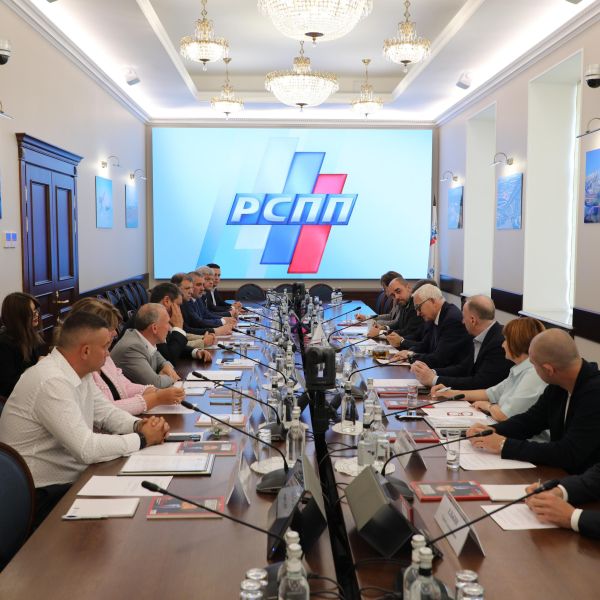 Александр Шохин провел деловой завтрак с новыми членами РСПП