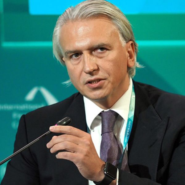 Александр Дюков назвал реалистичными планы по добыче РФ 540 млн тонн нефти в год