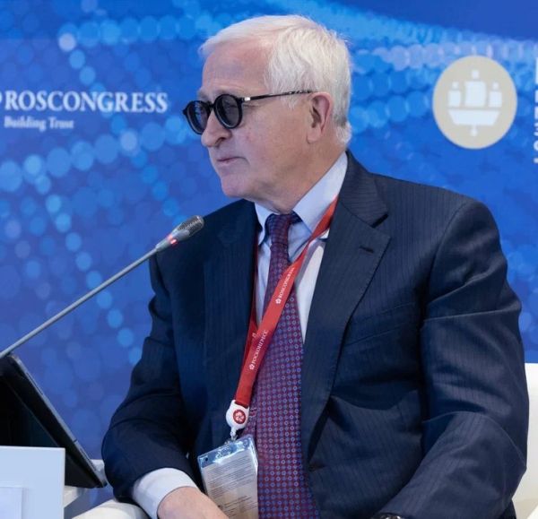 Александр Шохин принял участие в сессии ПМЭФ по международному сотрудничеству в налоговой сфере