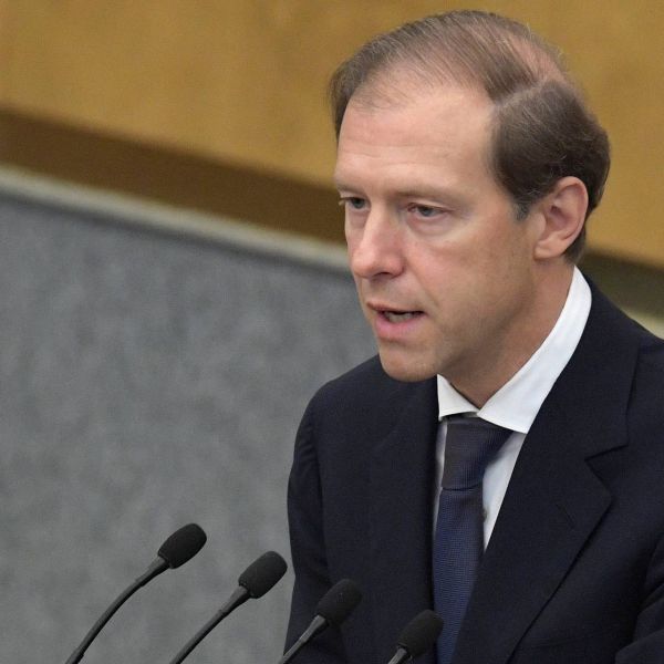 Денис Мантуров назвал ориентиром стратегии автопрома локальное производство