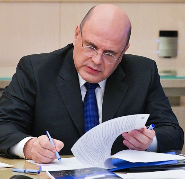 Михаил Мишустин распорядился создать в регионах 13 кластеров подготовки кадров