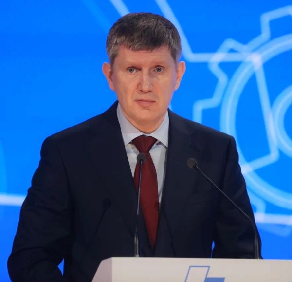 Максим Решетников: Российская экономика стоит на грани рецессии