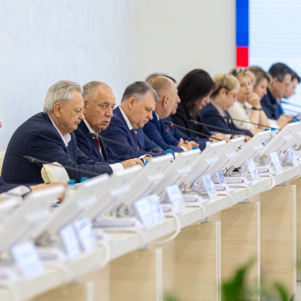 Вопросы обеспечения качества продукции пищевой и перерабатывающей промышленности обсудили на парламентских слушаниях