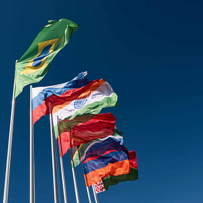 Минпромторг: Торговый оборот несырьевых товаров между РФ и странами БРИКС вырос на 55%