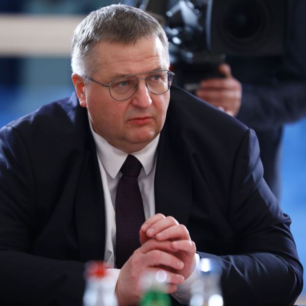 Алексей Оверчук:  Российская экономика развернулась на Восток