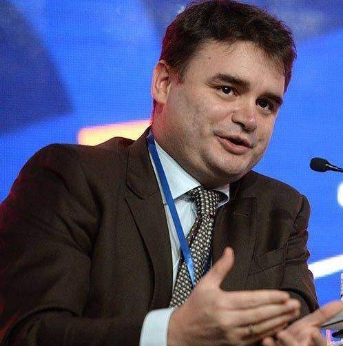 Минпромторг в рамках нацпроектов запустит более 60 новых программ господдержки